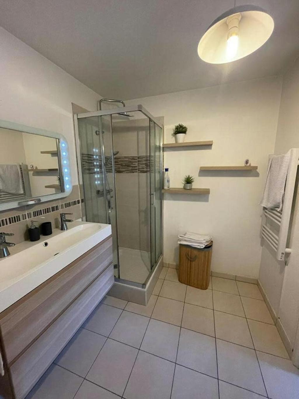 Appart The Good Stay Disneyland Montévrain Eksteriør bilde